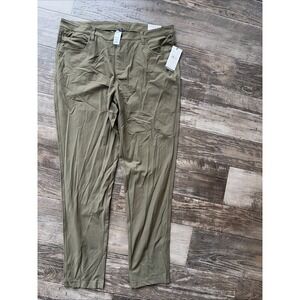 NEW! GAIAM Men's Commuter‎ Pants Athleisure Lightweight Size 36 X 32 Olive Golf
